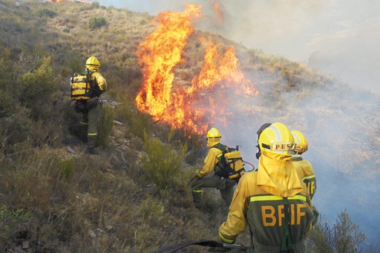 La Junta estudia proteger Sierra Cabrera con un retén de bomberos en Bédar